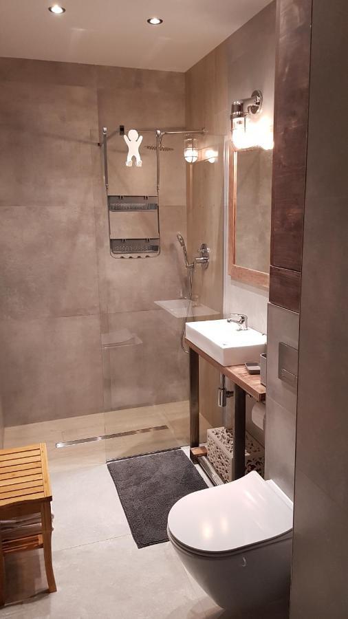 Apartament Julia Apartment Леско Екстериор снимка